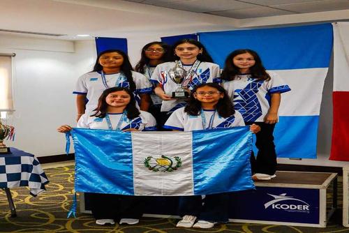 Fueron subcampeonas por equipo. (Foto: Marvin Pos/Colaborador)