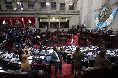 Presupuesto 2026 Guatemala, Deuda Pública Guatemala 2026, Q 16,020 por guatemalteco, 03