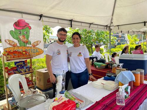 En sus inicios, los jóvenes vendían sus elotes en las calles del barrio La Cruz de Mayo. (Foto: Juan Carlos Aquino/Colaborador)