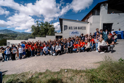 miel san marcos escuela ciudad quetzal 1