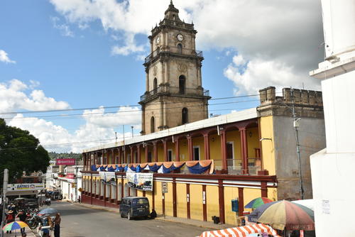 La torre es un Monumento Nacional que simboliza el legado cultural quichelense. (Foto: Bernardo Montúfar/Colaborador)