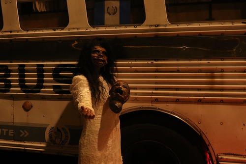 El espectro suele aparecer en las carreteras del país. (Foto: cortesía El Duende del Ático)