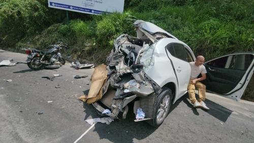 Autoridades confirmaron cierre de carriles hacia la ciudad por diligencias del MP y PNC. (Foto: Bomberos Voluntarios)