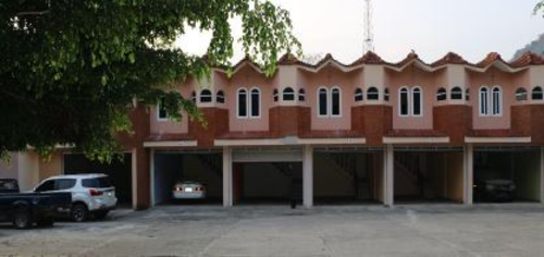El autohotel Amor Prohibido, ubicado en La Democracia, Huehuetenango, fue extinguido a Guayo Cano. (Foto: MP/Soy502)