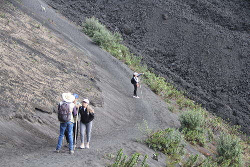 Es una caminata aproximadamente de 2 horas la que se tiene que hacer para llegar a la cima. (Foto: Jorge Morales/Colaborador)