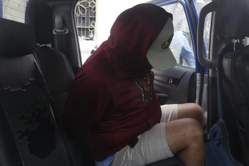 El detenido fue trasladado al juzgado correspondiente. (Foto: Jorge Senté/colaborador)