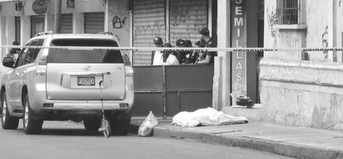 El abogado Mayén falleció debido a varias heridas por arma de fuego en el cráneo. (Foto: Jorge Sente/Nuestro Diario)