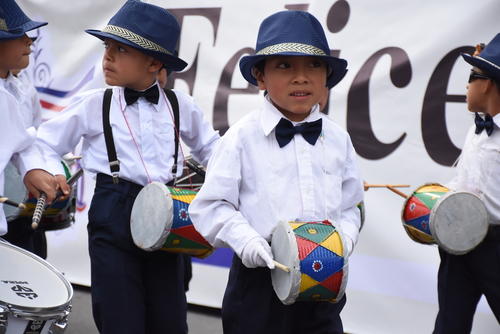 Las escuelas públicas y centros educativos privados participaron en el desfile. (Foto: Erick Colop/Colaborador)