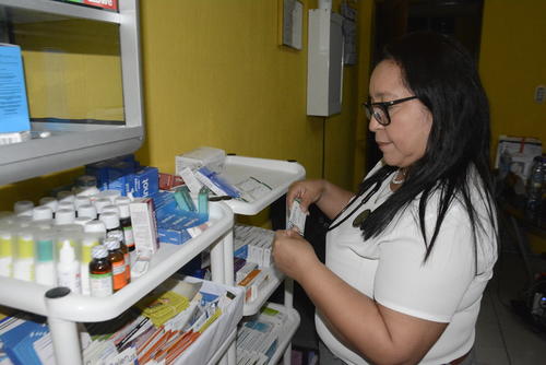 Los especialistas recomiendan no automedicarse y seguir las instrucciones de un médico tratante. (Foto: Manuel Peralta/Colaborador)