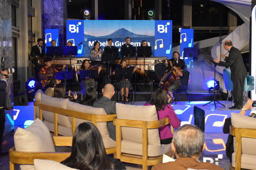 Guatemala, Banco Industrial, marimba, Lester Godínez, música, concierto, notas, nuestra tierra, Soy502