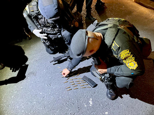 En el cargador del arma de alto poder contenía 30 municiones. (Foto: Jorge Sente/Nuestro Diario)