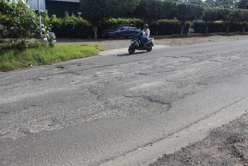 Jefes de bloque del Congreso opinaron que no ha habido una adecuada atención a la red vial, durante el período de Miguel Ángel Díaz. (Foto: Archivo/Soy502)
