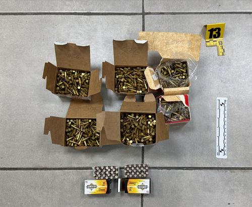 Más de 2,000 municiones fueron localizadas. (Foto: PNC)