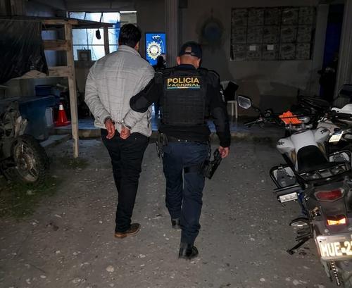 El hombre fue puesto a disposición de la justicia. (Foto: PNC)