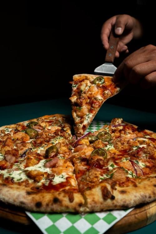 La pizza es una de sus especialidades para los comensales. (Foto: Erick Colop/Colaborador)