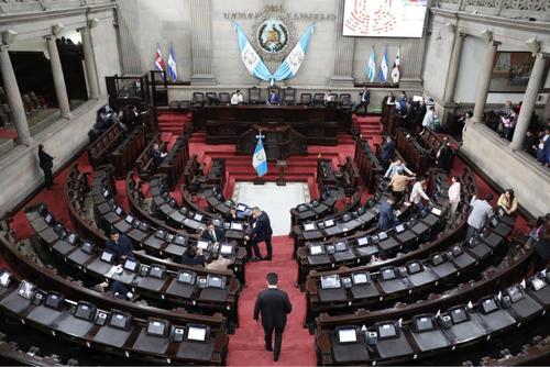 Desde el Congreso se cuestiona el uso de recursos visibles en proyectos de infraestructura. (Foto: Archivo/Soy502)