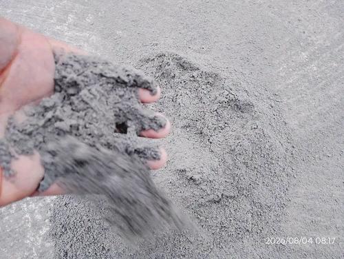 La caída de ceniza ha sido de grandes magnitudes en las comunidades cercanas al volcán de Fuego. (Foto: Redes sociales)