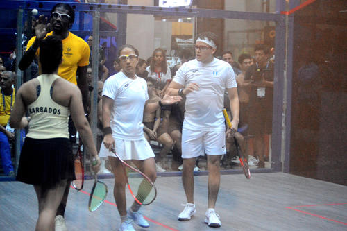 Winifer Bonilla y José Toscano avanzaron a semis mixtos de squash. (Foto: Bernie Morales)