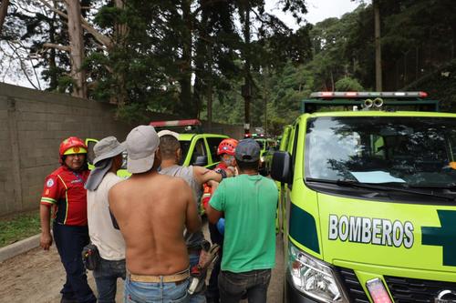 Compañeros de las víctimas también colaboraron en el rescate. (Foto: CBM)