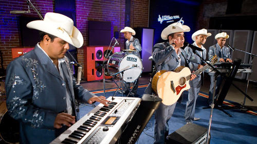 Canciones, interpreta, Trono Mexico, Guatemala, Soy502, noticias 2