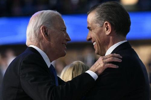 El hijo del expresidente Biden afirma que su padre mantiene la resiliente pese al severo dolor que padece. (Foto vía: RRSS)