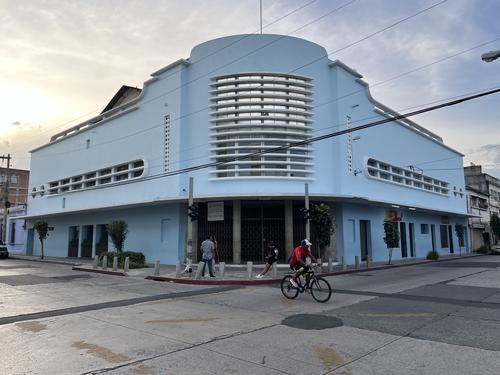 El antiguo Teatro Colón marcó una época de actividad cultural en el sector donde hoy funciona el mercado. (Foto: Sandra Sebastián)