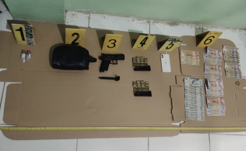 Esto fue lo que se incautó durante el arresto de la mujer. (Foto: PNC)