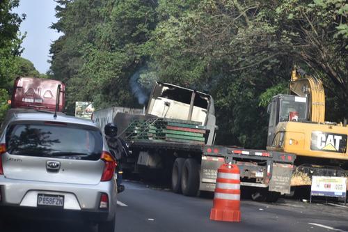 El accidente sucedió en el kilómetro 25 de la ruta Interamericana. (Foto: Fredy Hernández/Soy502)