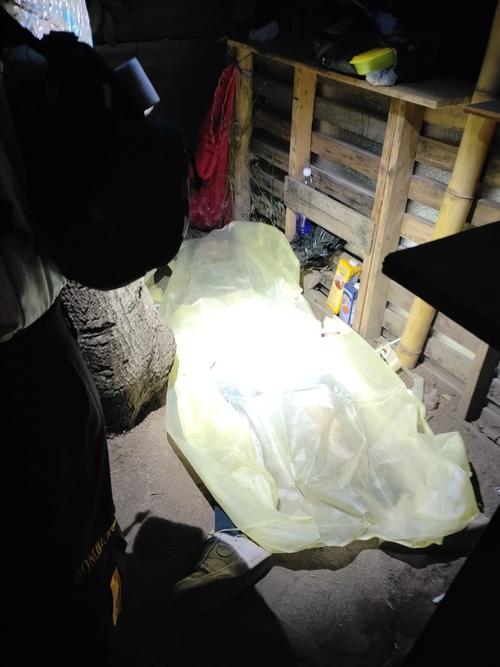 Socorristas llegaron a la escena pero las víctimas ya no contaban con signos vitales. (Foto: CVB)