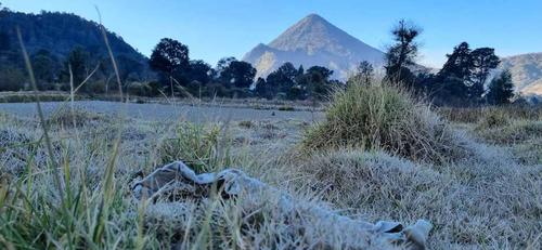 El volcán Santa María tiene una altura de3 3,772 metros sobre el nivel del mar. (Foto: Erick Colop/Colaborador)