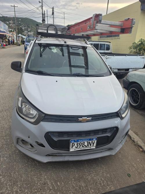 Los detenidos se transportaban en un automóvil. (Foto: PNC)