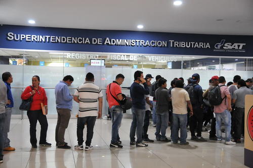 La SAT anunció que ya se puede pagar el impuesto de circulación. (Foto: Archivo)