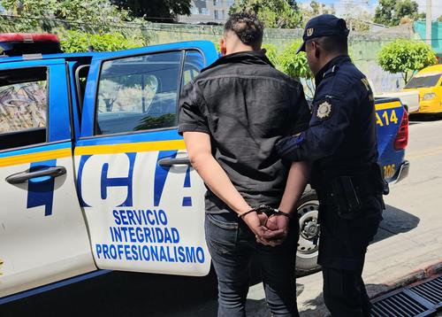 El hombre fue puesto a disposición de la justicia. (Foto: PNC)