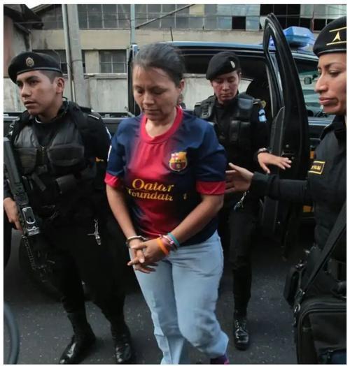 Odilia González de Rizzo fue capturada en julio de 2015 junto a sus hermanos Israel y Jairon González García, los tres señalados de pertenecer a una red de lavado de dinero. (Foto: PNC)