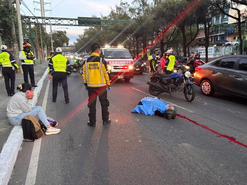 Un motorista murió tras sufrir un fatal accidente de tránsito. (Foto: CVB)