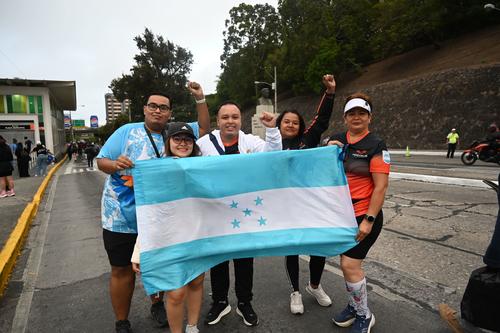 La competencia tuvo presencia internacional, también con corredores catrachos. (Foto: Pedro Pablo Mijangos)