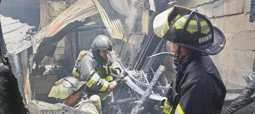 Las viviendas quedaron calcinadas en gran parte. (Foto: CVB)