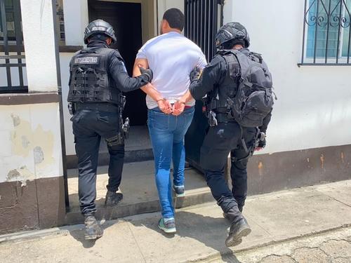 Carlos Andrés Jerez Palacios es uno de los capturados. (Foto: PNC)