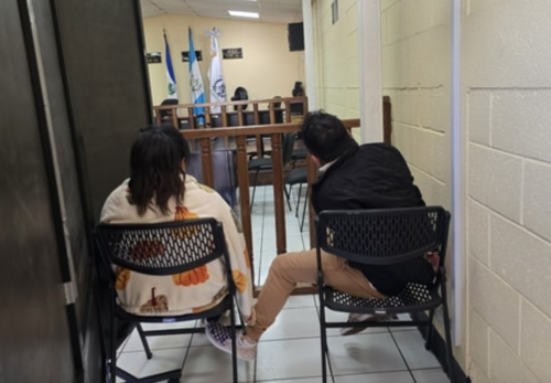 La pareja era la encargada de cuidar a la niña. (Foto: Erick Miguel Colop)