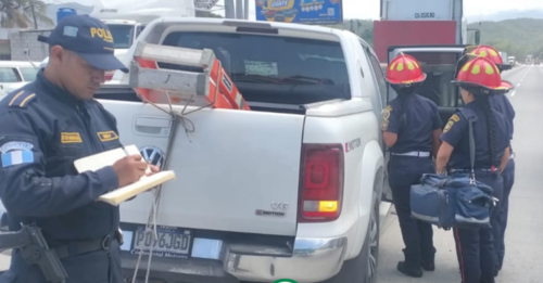 Autoridades arribaron al lugar para determinar como sucedió el percance vial. (Foto: ASONBOMD)