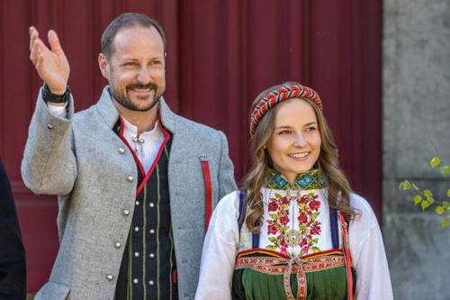 El hijo del rey Harald V, el príncipe Hakoon, se convierte automáticamente en el nuevo monarca y su hija Ingrid Alexandra, en la princesa heredera. (Foto: Getty Images)