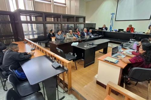 El juicio contra los siete agentes de la PNC señalados de ejecuciones extrajudiciales esta a cargo del Tribunal de Mayor Riesgo D a cargo de la jueza María Eugenia Castellanaos. (Foto: Wilder López/Soy502)