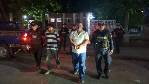 Los detenidos son Reinaldo Zacarías Delgado Mejía, de 48 años, y Vitalino Darío Arriola Morales, de 58. (Foto: PNC)