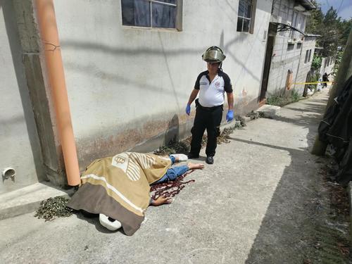 Ministerio Pública deberá identificar al hombre fallecido en la escena del crimen. (Foto: CVB)