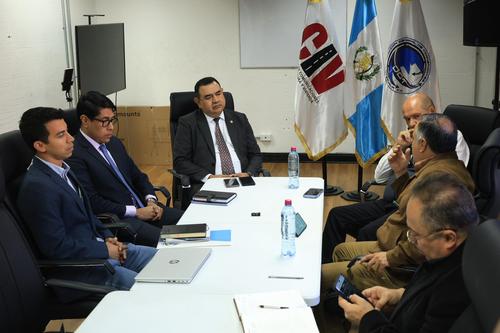 Durante la reunión se consultó sobre el presupuesto de la DGT y la contratación de más inspectores viales. (Foto: DGT)