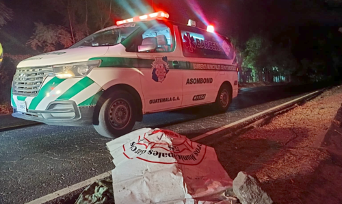 Por la forma en que fue dejado el cuerpo no se pudo determinar en el lugar la edad no el sexo. (Foto: ASONBOMD)