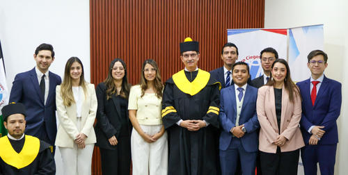 Benemérito Comité Pro Ciegos y Sordos de Guatemala, ICV, educación, graduación, médicos oftalmólogos, residentes, Guatemala, Soy502