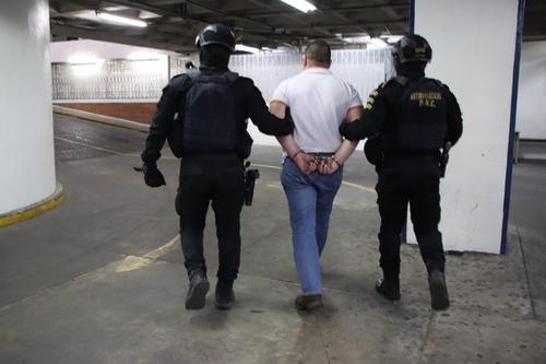 Peralta fue puesto a disposición para que enfrente la ley. (Foto: PNC)