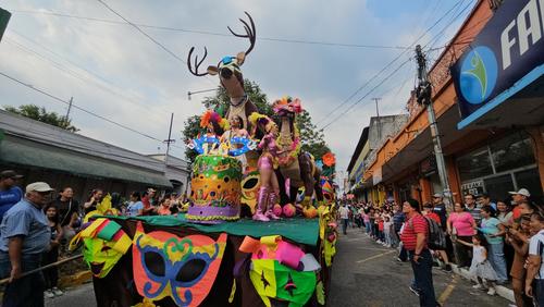 El ambiente del Carnaval alegra a los pobladores en la antesala del verano. (Foto: Archivo)