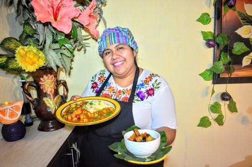 Los platillos hechos a base de pescado se suelen acompañar con postres de la época cuaresmal. (Foto: Henry López/Colaborador)